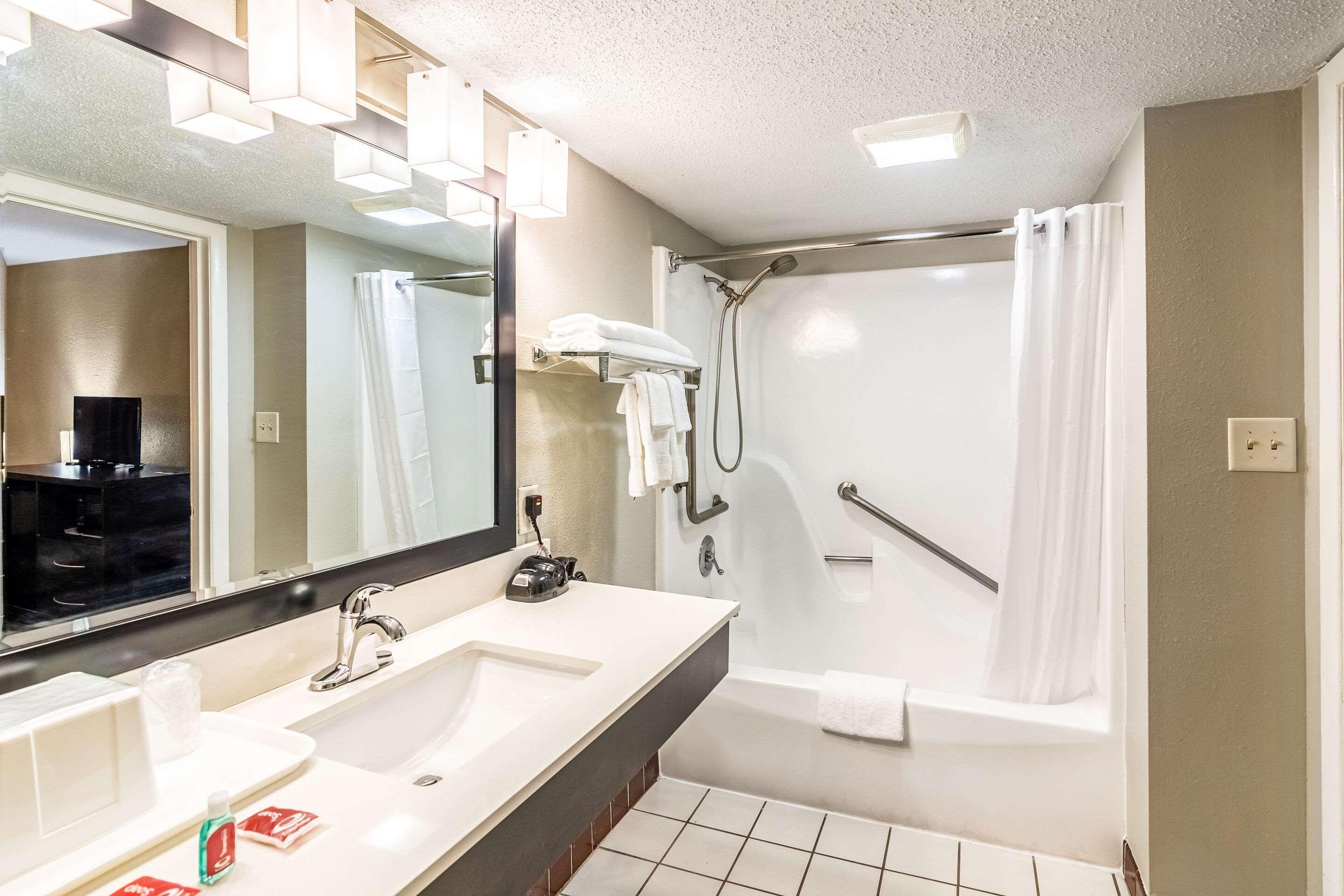 קרסטוויו Econo Lodge מראה חיצוני תמונה